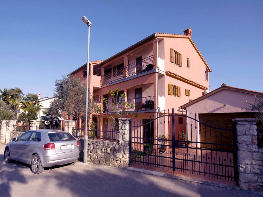 Apartments Cvek Rovinj Bagian luar foto