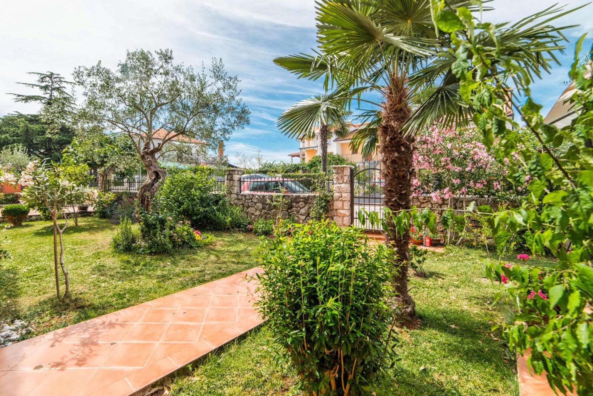 Apartments Cvek Rovinj Bagian luar foto