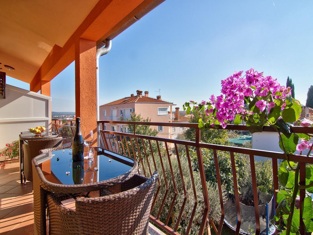 Apartments Cvek Rovinj Bagian luar foto