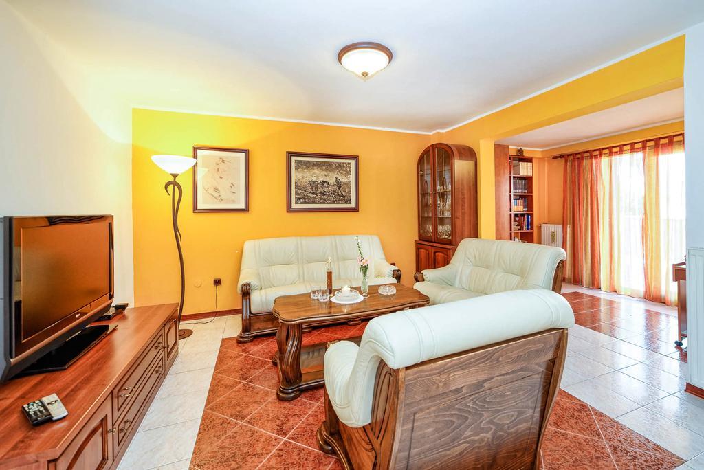 Apartments Cvek Rovinj Bagian luar foto